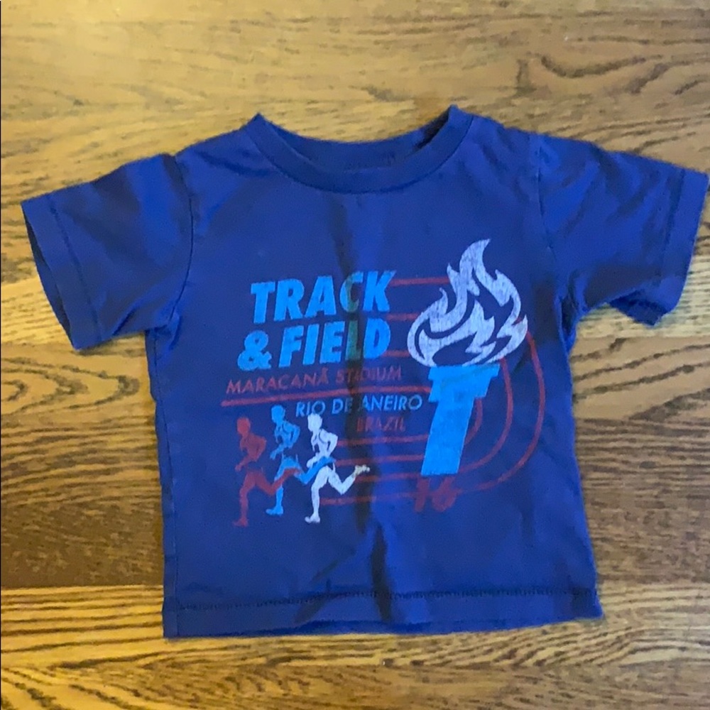 Peek tshirt